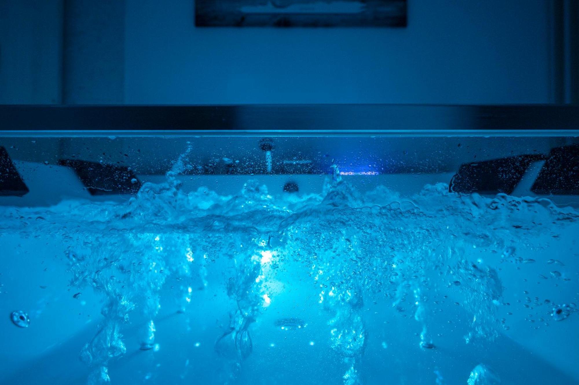 Premium Jacuzzi Suite At The City Center, By Aqua Platinum Θεσσαλονίκη Εξωτερικό φωτογραφία